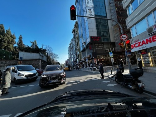 ŞİŞLİ ERĞENEKON CADDESİ SATILIK DÜKKAN